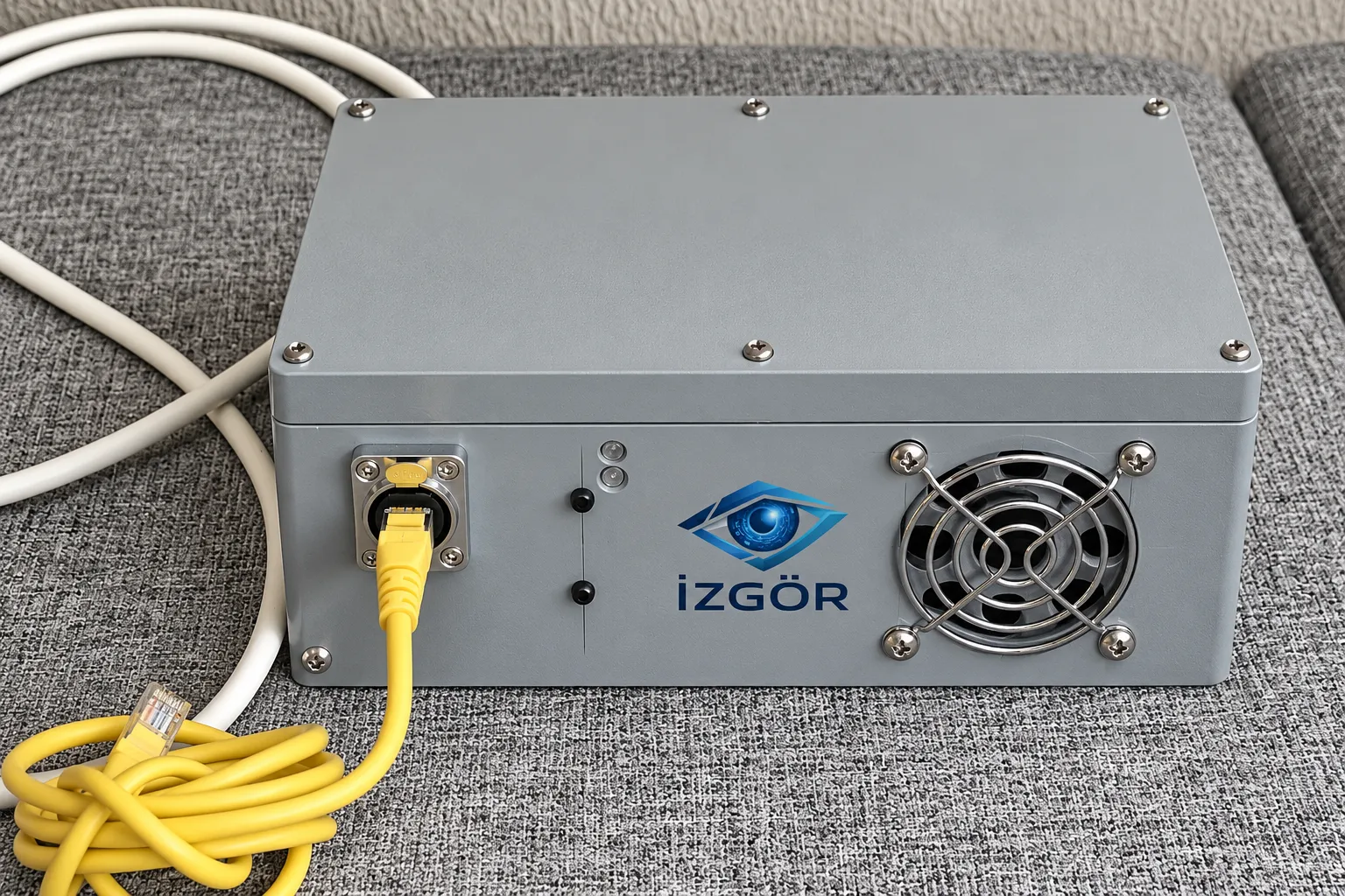 İzgör Model - A cihazının bağlantı tarafı